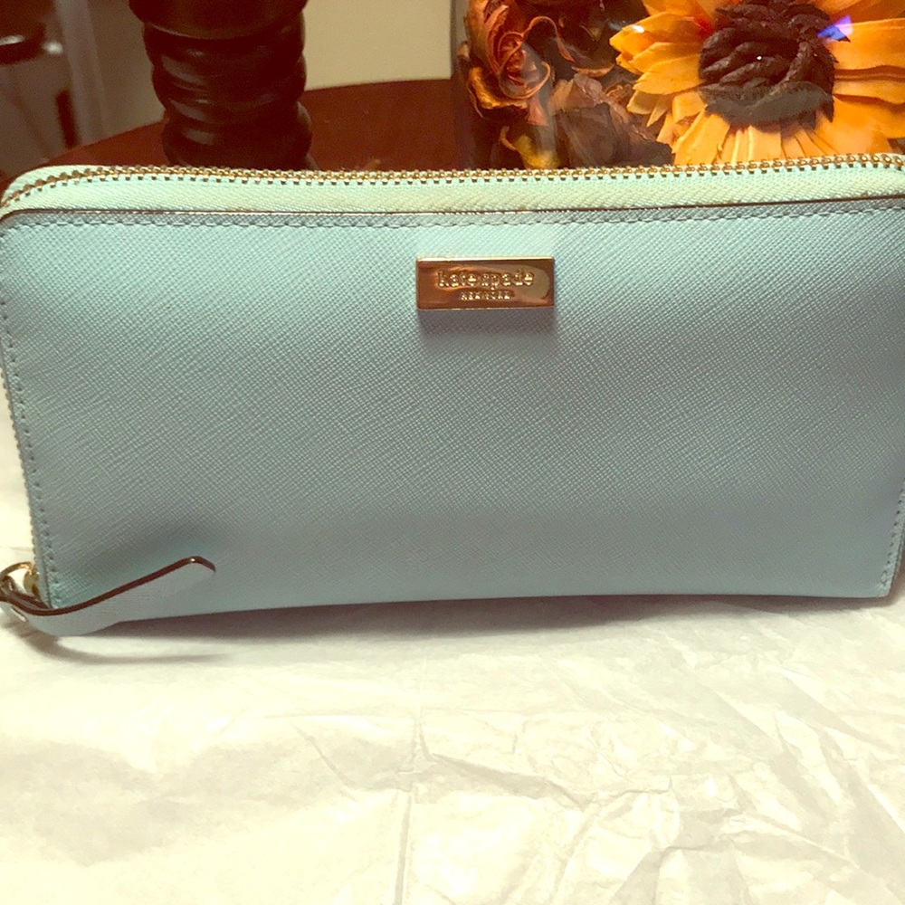 LOWEST PRICE❗️KATE SPADE ZIP WALLET***❗️